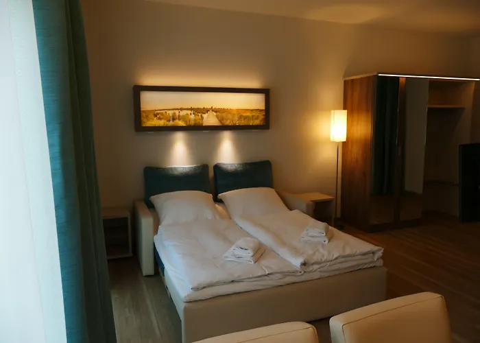 Meyn'S Apartments & Hotel